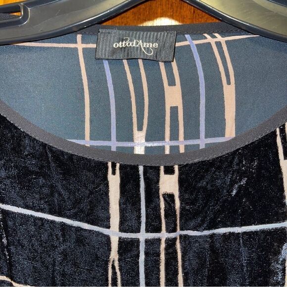 Ottod’ame Long Sleeve Dressy Shirt Size 4 - Picture 2 of 7